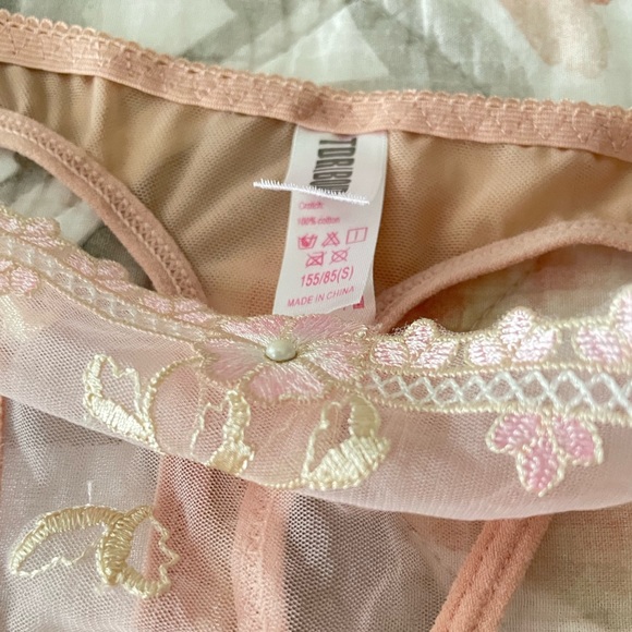 Pink Floral Lingerie Set - Picture 3 of 5